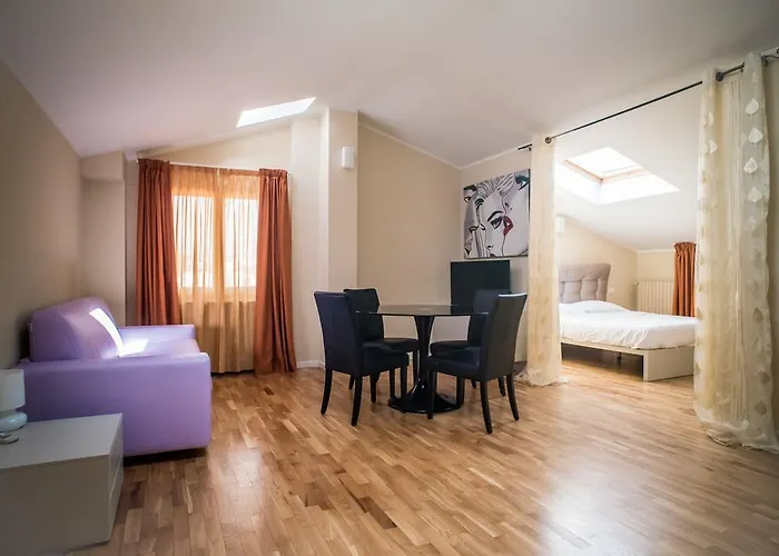 Dante Apartment *